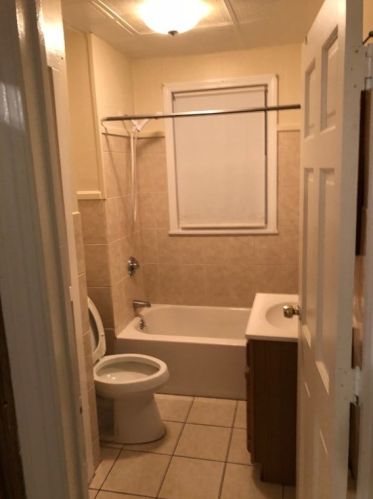 236 Haverhill St, Lawrence MA 01840-1406 exterior