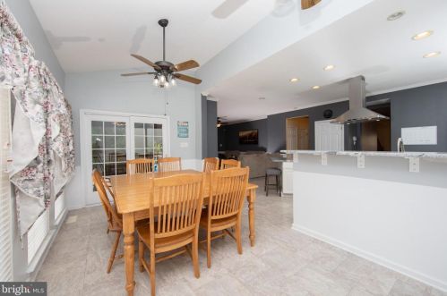 36 Hackemore St, Burlington NJ 08016-3056 exterior