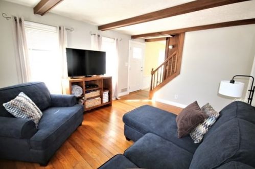 280 Pleasant St, Worcester MA 01609-3201 exterior