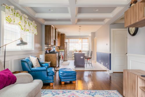 2510 Kenilworth Ave, Forest View, IL 60402-2547