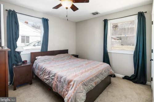 128 Hannold Blvd, West Deptford NJ exterior