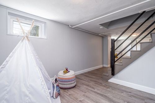 109 Un St, Arlington MA 02474-3629 exterior