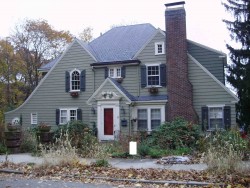 35 Oak Cliff Rd, Newton, MA 02460-2342