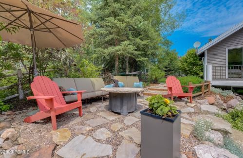 7794 Pinebrook Rd, Park City UT 84098-5348 exterior