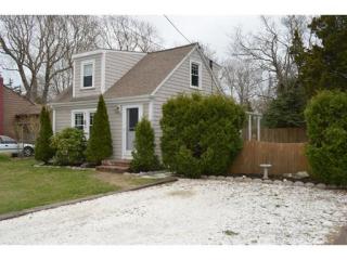 77 Raymond St, Fairhaven, MA 02719-2411