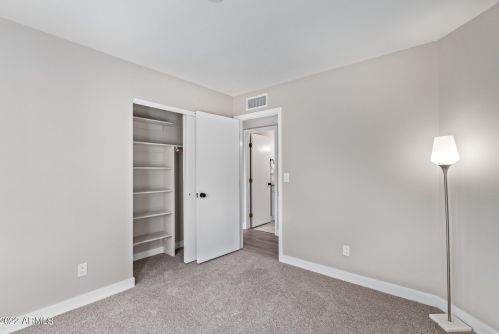 19605 36 Pl, Phoenix AZ 85050-8387 exterior