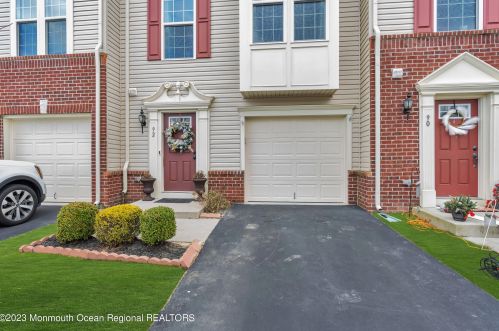 92 Kyle Dr, Tinton Falls, NJ 07712-7536