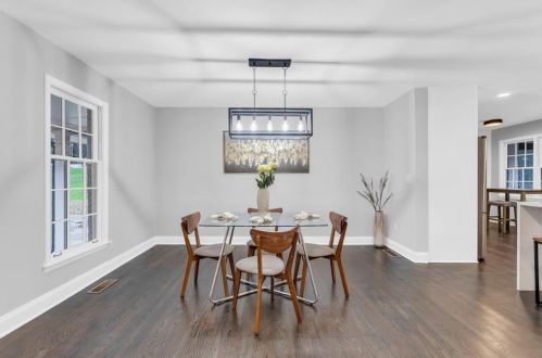 2022 Deren Way, Atlanta GA  30345-3710 exterior