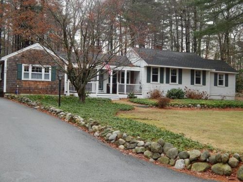 120 Parker St, Hingham MA  02061-1425 exterior