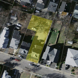 143 Pearl St, Newton MA 02458-1443 aerial view
