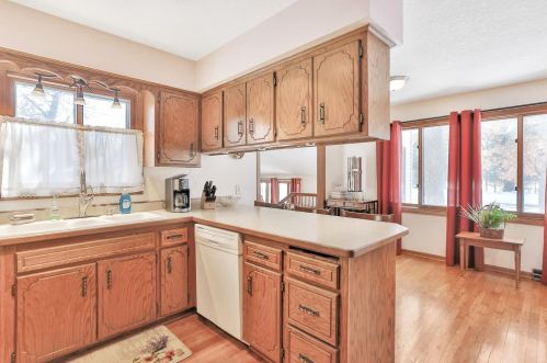 1006 12th St, Princeton MN 55371-1009 exterior