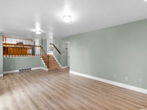 1705 Plata Way, Sandy UT 84093-2497 exterior