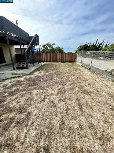 955 Burkhart Ave, San Leandro CA 94579-2031 exterior