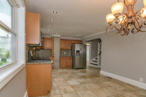 3 Mt Vernon St, Lawrence MA 01843-3206 exterior