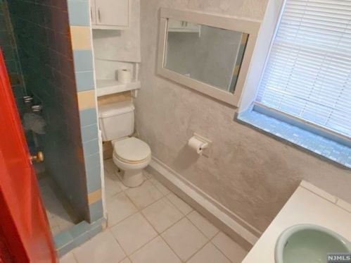 209 Kearny Ave, Kearny NJ 07032-2507 exterior