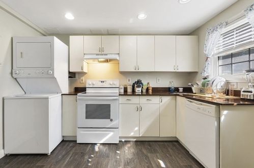 119A-119B Chester St, Lawrence, MA 01843