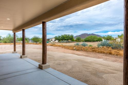 40532 3rd Ave, Phoenix AZ 85086-7203 exterior