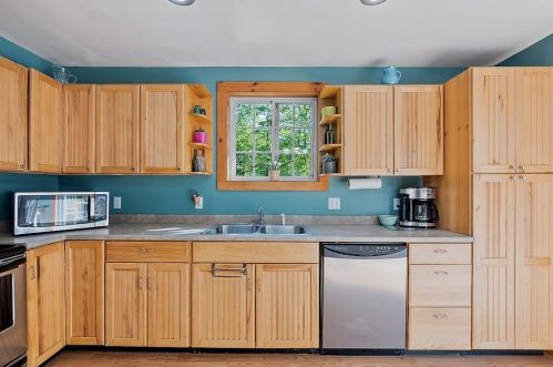 540 Royalston Rd, Royalston MA 01331-9401 exterior