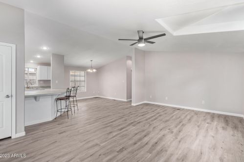 19627 30 St, Phoenix AZ 85008-6137 exterior