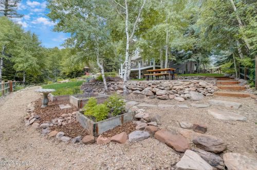 7794 Pinebrook Rd, Park City UT 84098-5348 exterior