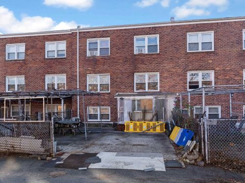 110 Sussex St, East Newark NJ 07029-2121 exterior