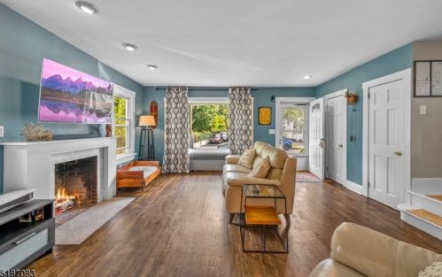 59 Walnut St, Belleville, NJ 07109-1656