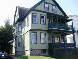 66 Court St, Newton, MA 02458-1264