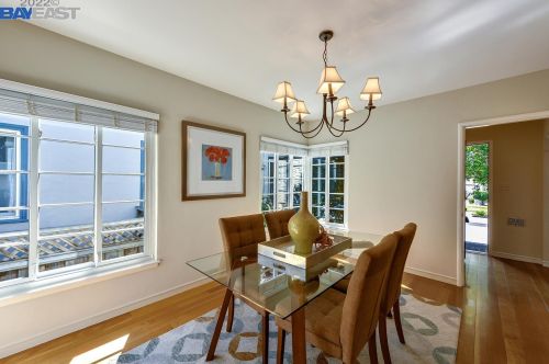 924 Brg Rd, San Leandro CA 94577-3805 exterior