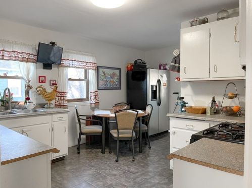 11 Cannell Pl, Everett MA 02149-4629 exterior