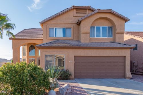 4235 Cedarwood Ln, Phoenix, AZ 85048-7007