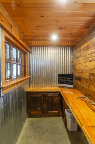 550 Hart St, Dighton MA  02715-1407 exterior