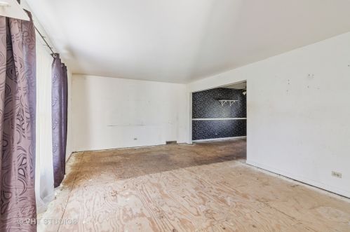 508 Falcon Ridge Way, Lemont, IL 60440-2245