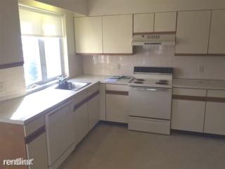 49 Lexington St, Newton MA  02465-1062 exterior