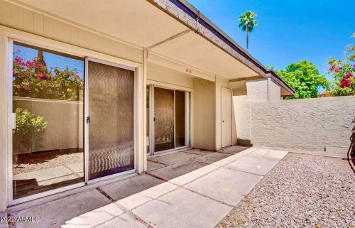 4927 43rd St, Phoenix AZ 85050-3358 exterior