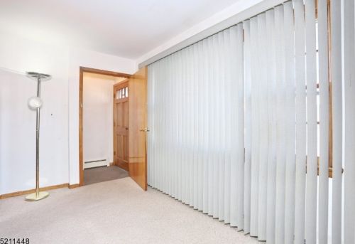 11 Van Rensselear St, Belleville NJ 07109-2911 exterior