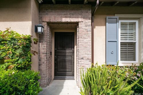 128 White Flower, Irvine CA  92603-0115 exterior