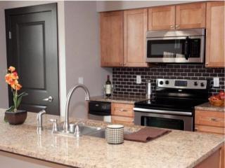 84 Rich St, Columbus OH  43215-5111 exterior