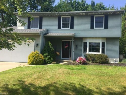 18504 Potomac Dr, Cleveland OH  44133-1502 exterior