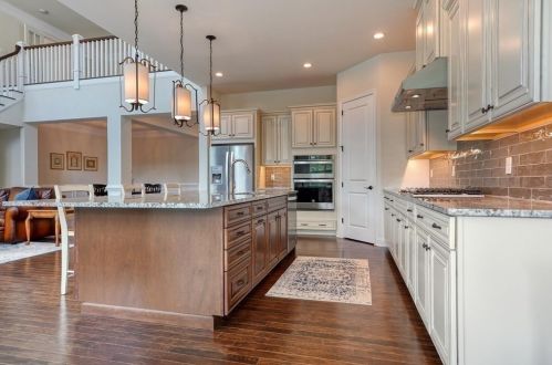 49 Pinetree Dr, Methuen MA 01844-1268 exterior