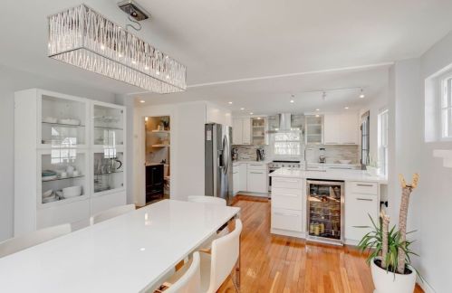 127 Elm St, North Reading MA 01864-2914 exterior