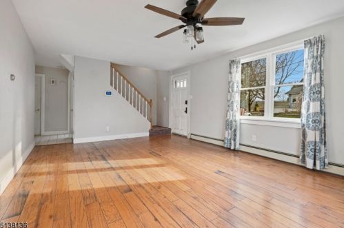 35 Fairview Ave, Milford NJ 08848-1006 exterior