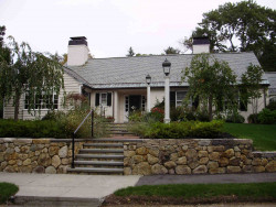 84 Bigelow Rd, Newton, MA 02465-3006