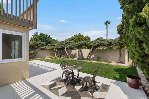 1 Satinwood Way, Irvine CA  92612-2111 exterior