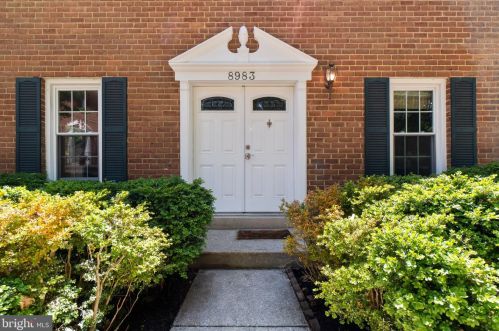 8983 Queen Maria Ct, Columbia MD  21045-2401 exterior