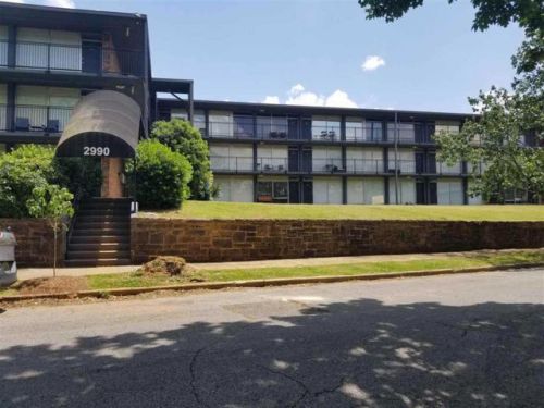 2990 Rhodes Cir, Birmingham AL  35205-1362 exterior