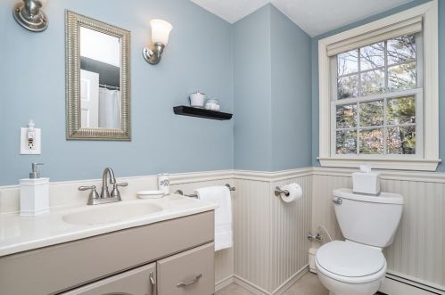 58 Everett St, Norfolk MA 02056-1634 exterior