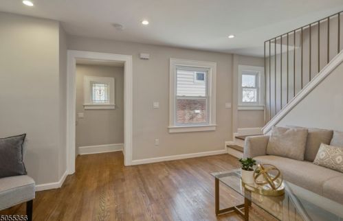 19 Elmwood Ave, Belleville NJ  07109-2306 exterior