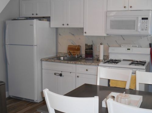 223 East St, Dedham MA  02026-2018 exterior