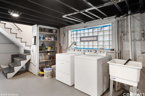 2529 Oak Park Ave, Forest View IL 60402-2532 exterior