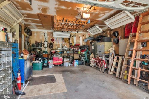 228 Somerset Rd, West Deptford NJ 08096-6066 exterior